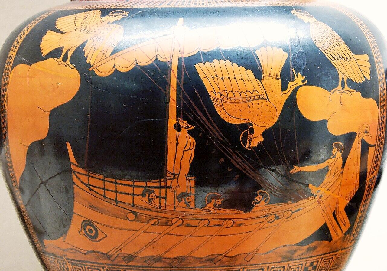 Altgriechische Vasenmalerei, die Odysseus zeigt, wie er an den Mast seines Schiffes gefesselt ist, während vogelleibige Sirenen mit menschlichen Köpfen das Schiff umkreisen.