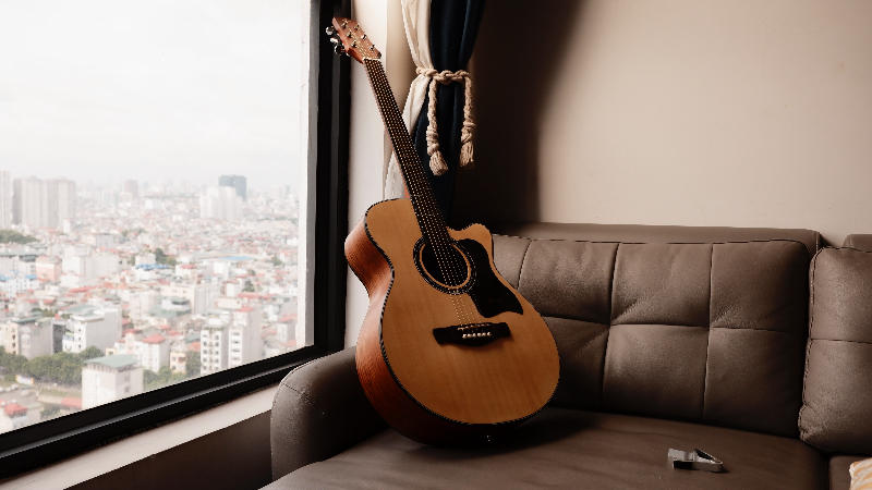 Lær at spille guitar