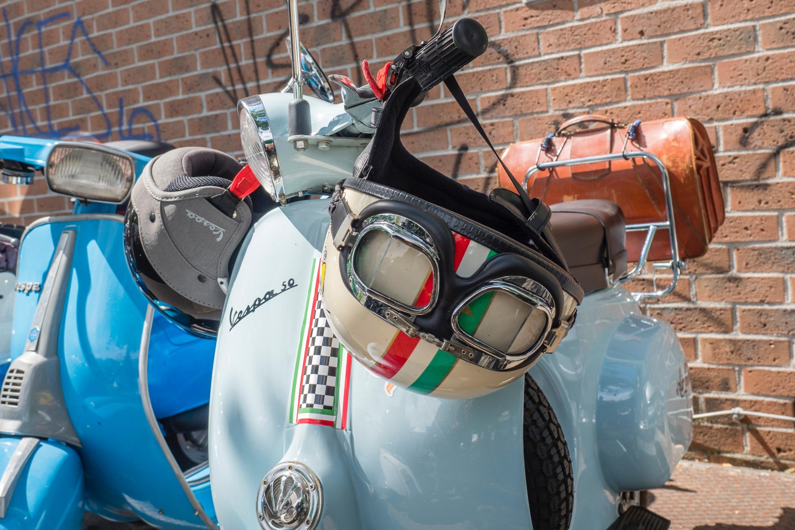 Lær italiensk så du kan rejse til Italien og køre på scooter