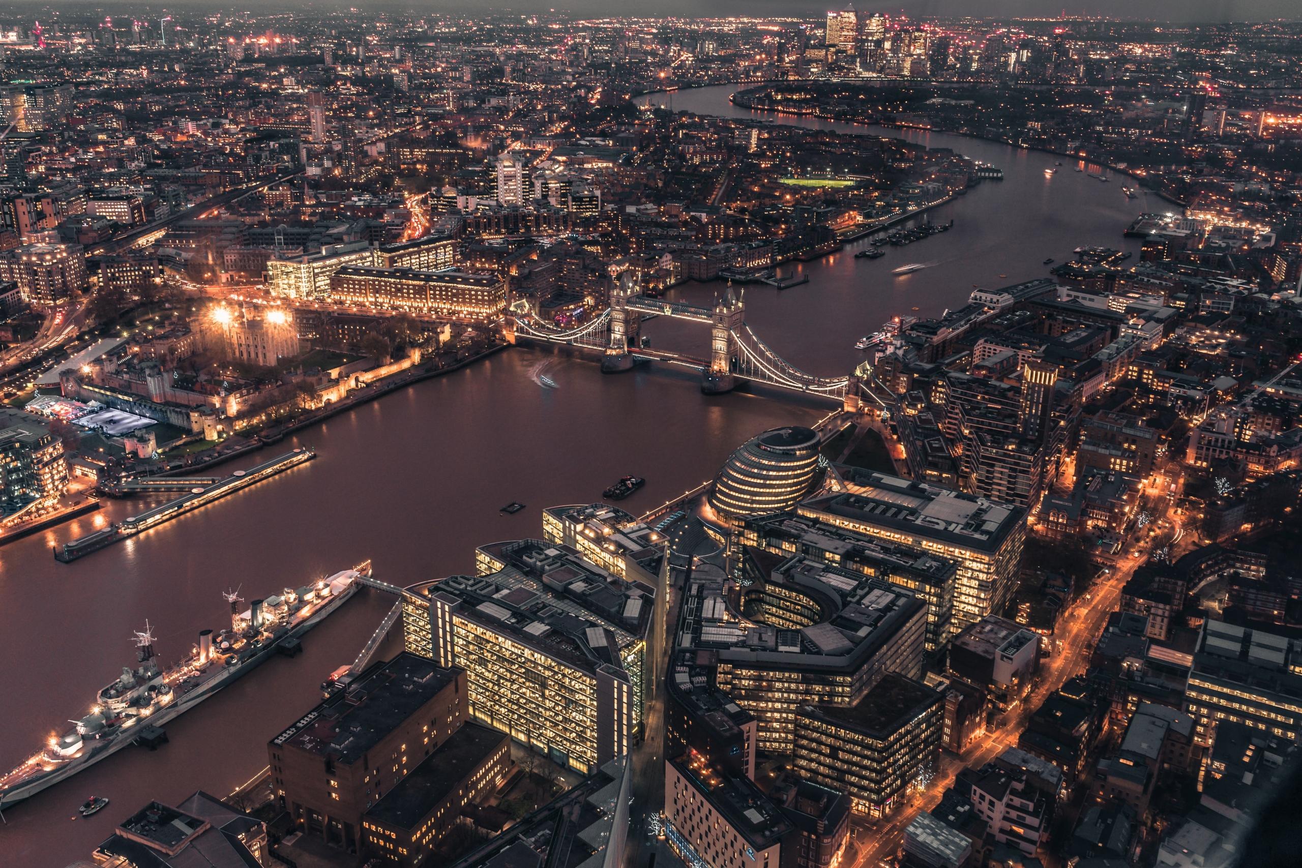 London om natten set fra oven
