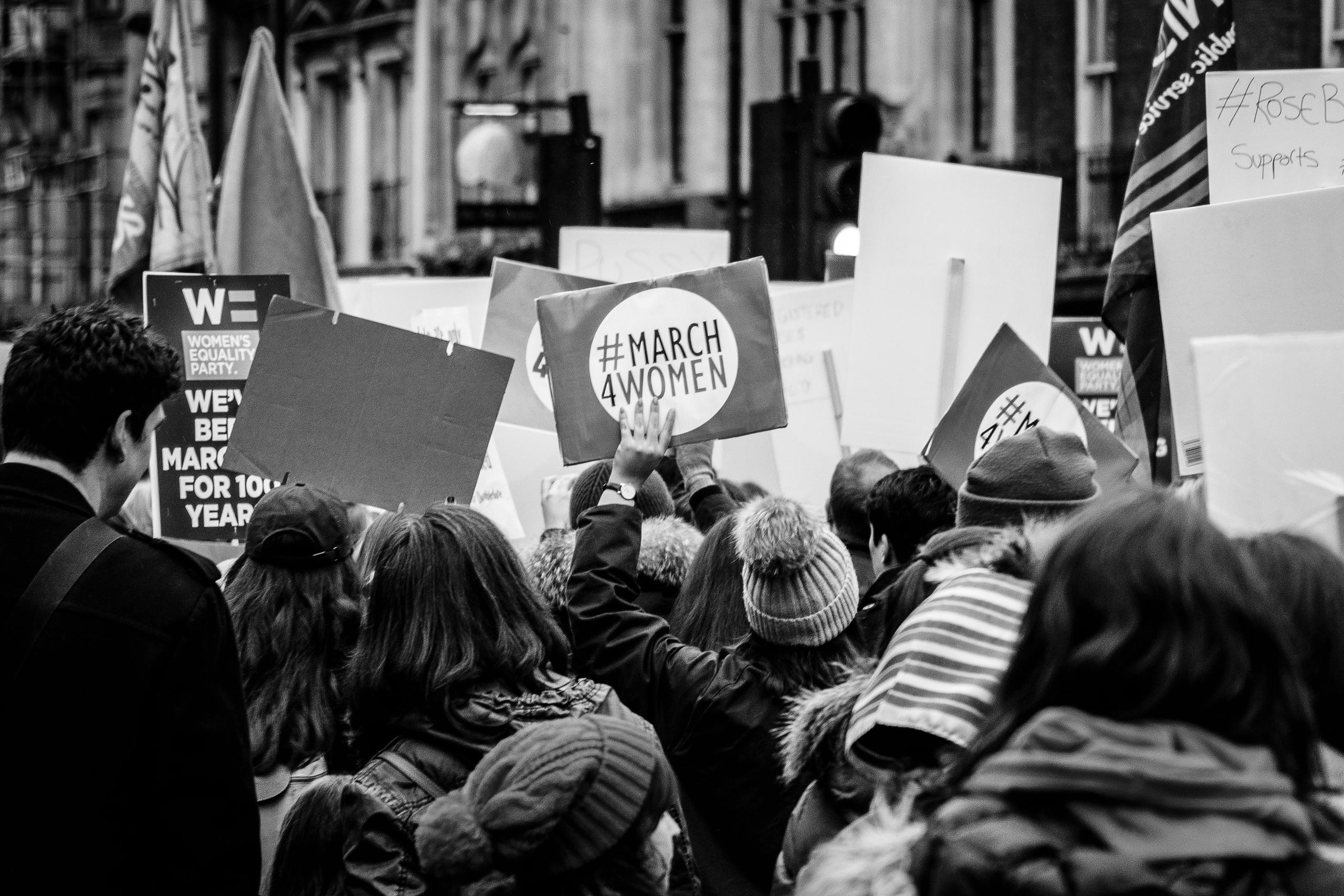 Et demonstration for kvinders rettigheder bliver en del af feminisme historie