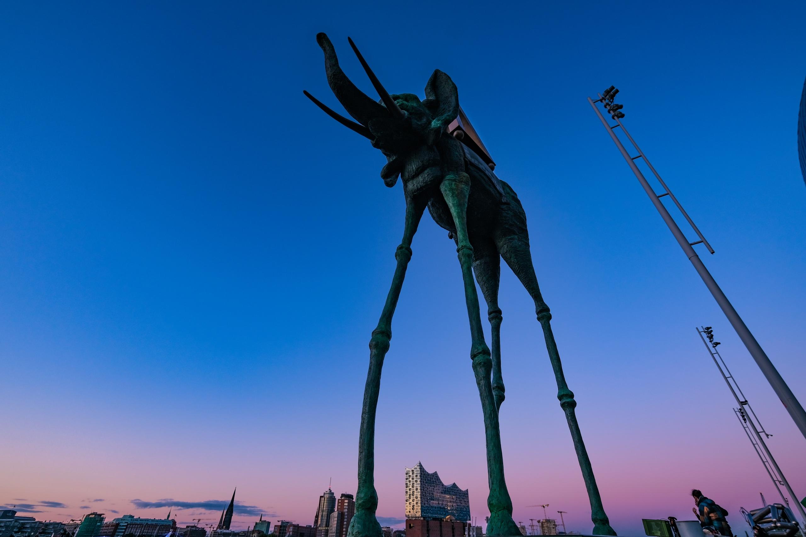 Et værk af Dali som er en af de største spanske kendte personer