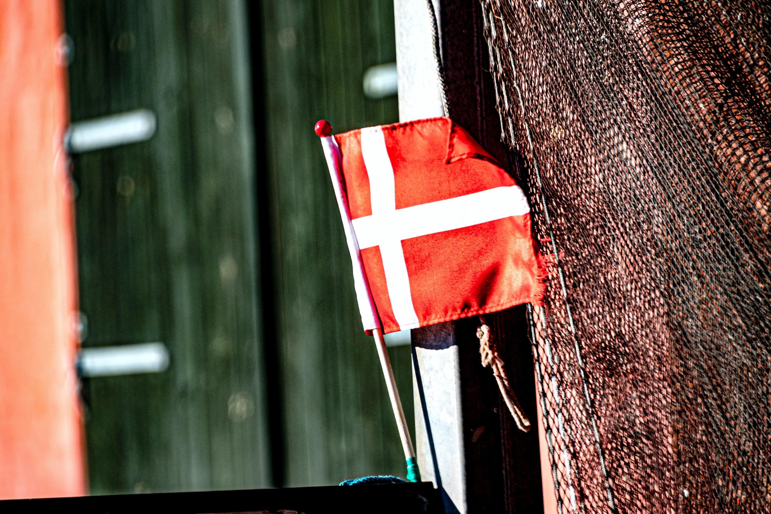 Det danske flag udenfor