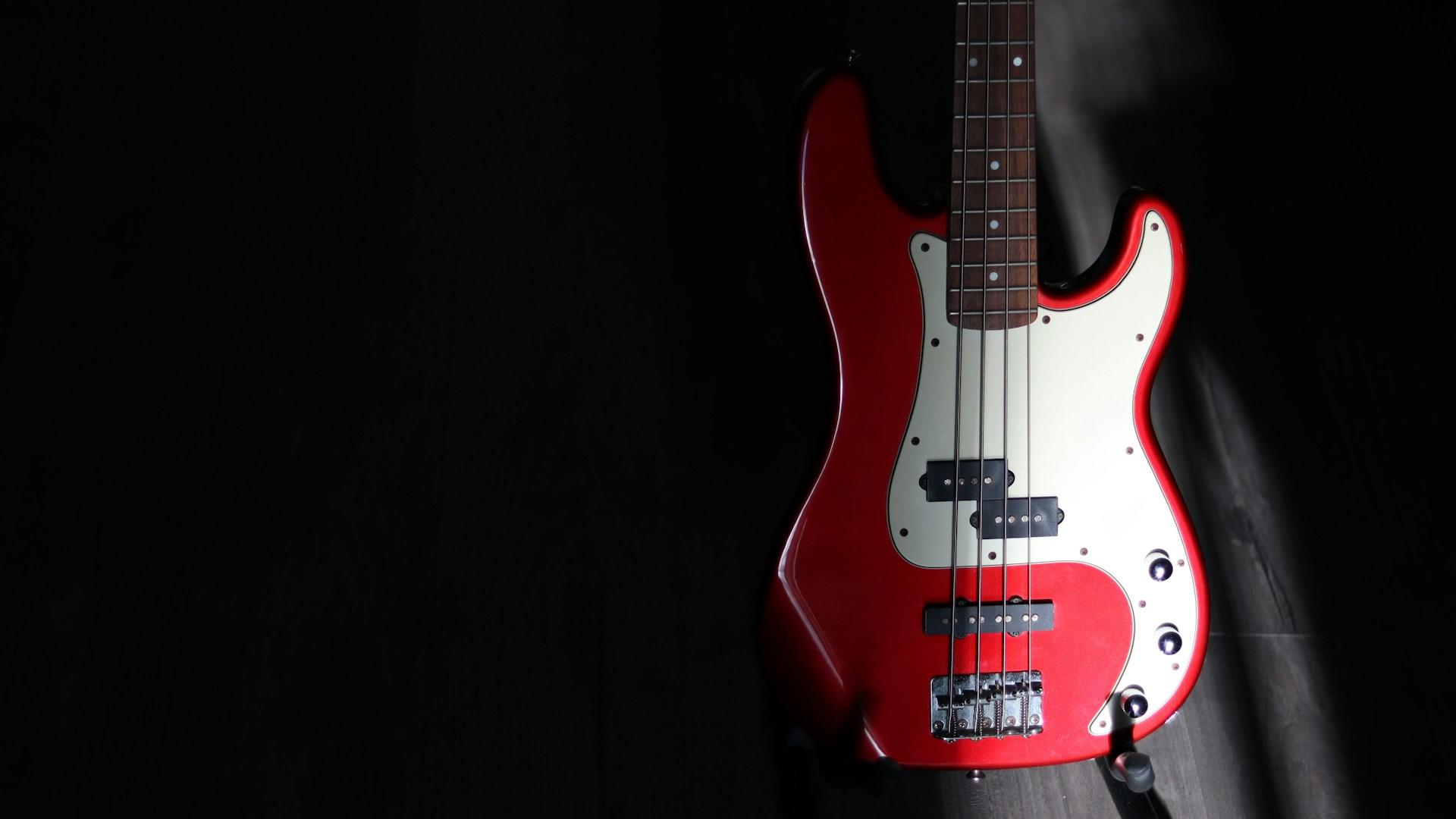 En bas guitar