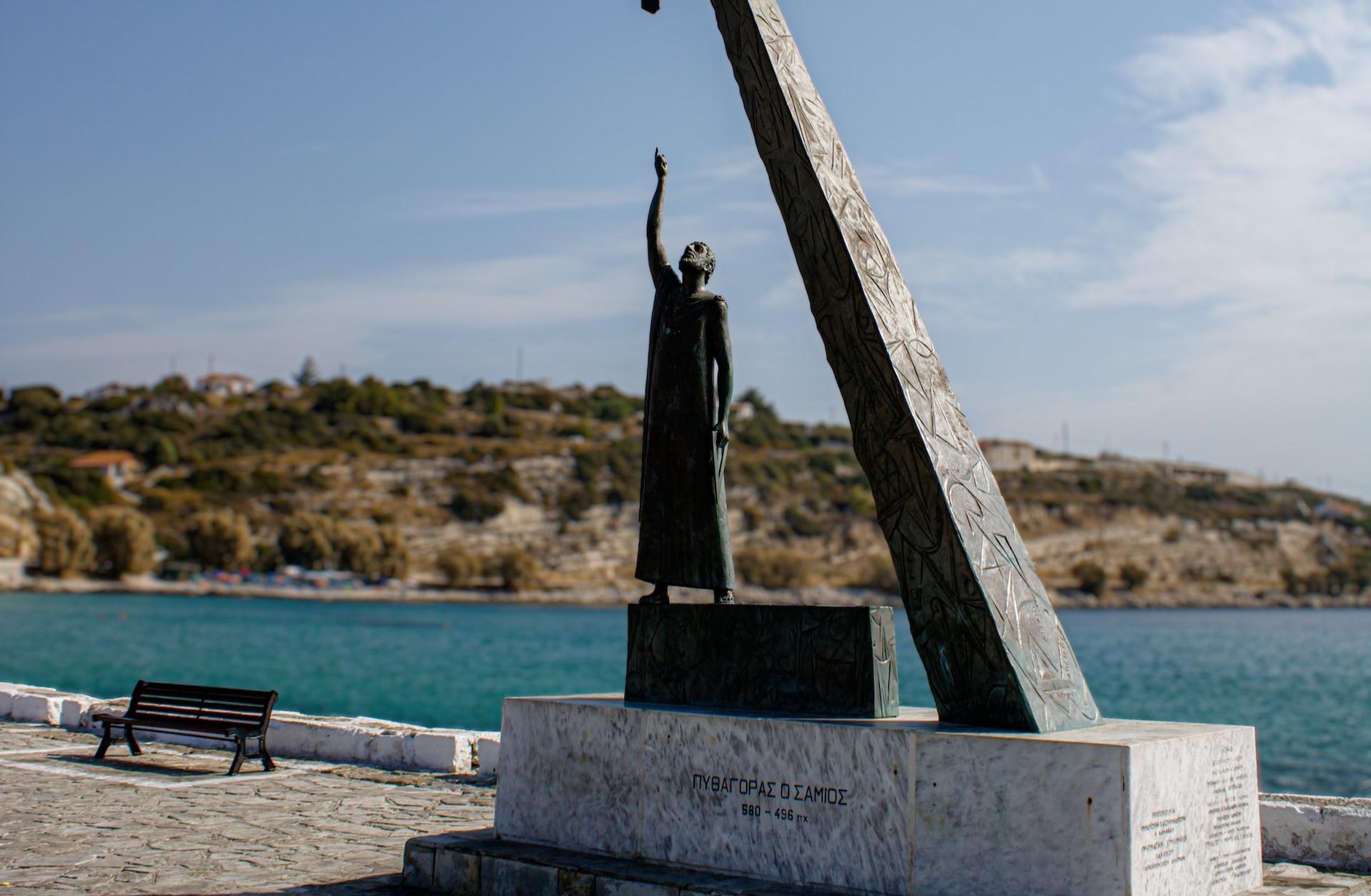 Statue af pythagoras