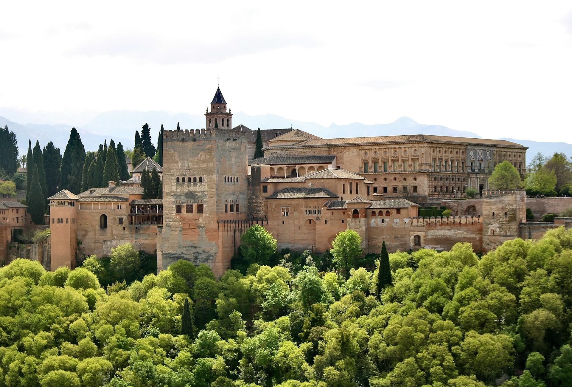 Alhambra i Andalusien