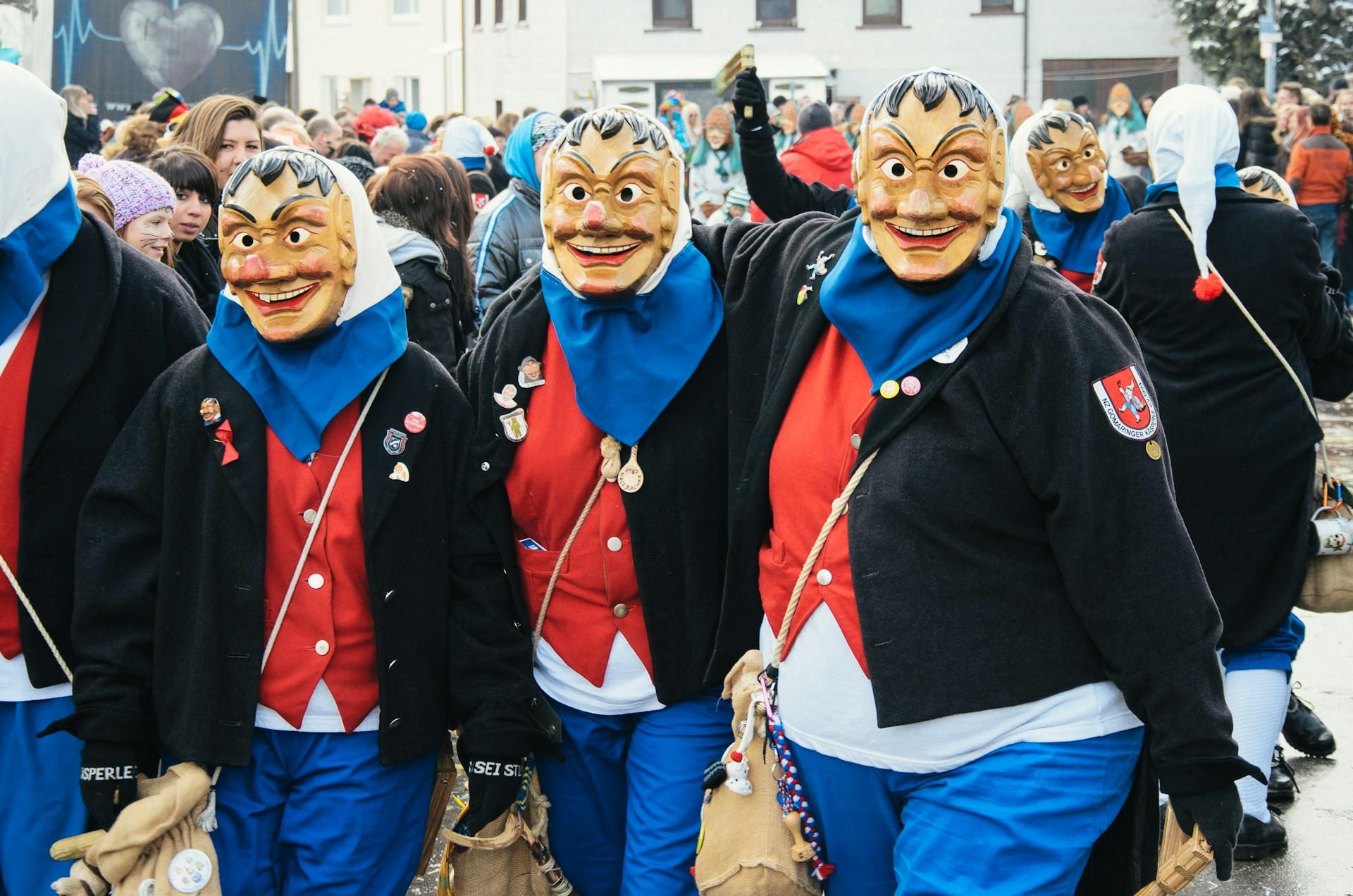Mænd til karneval