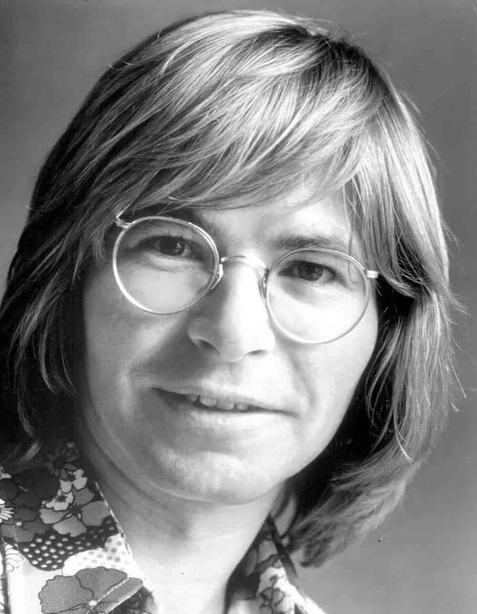 John Denver, Store Norske Leksikon