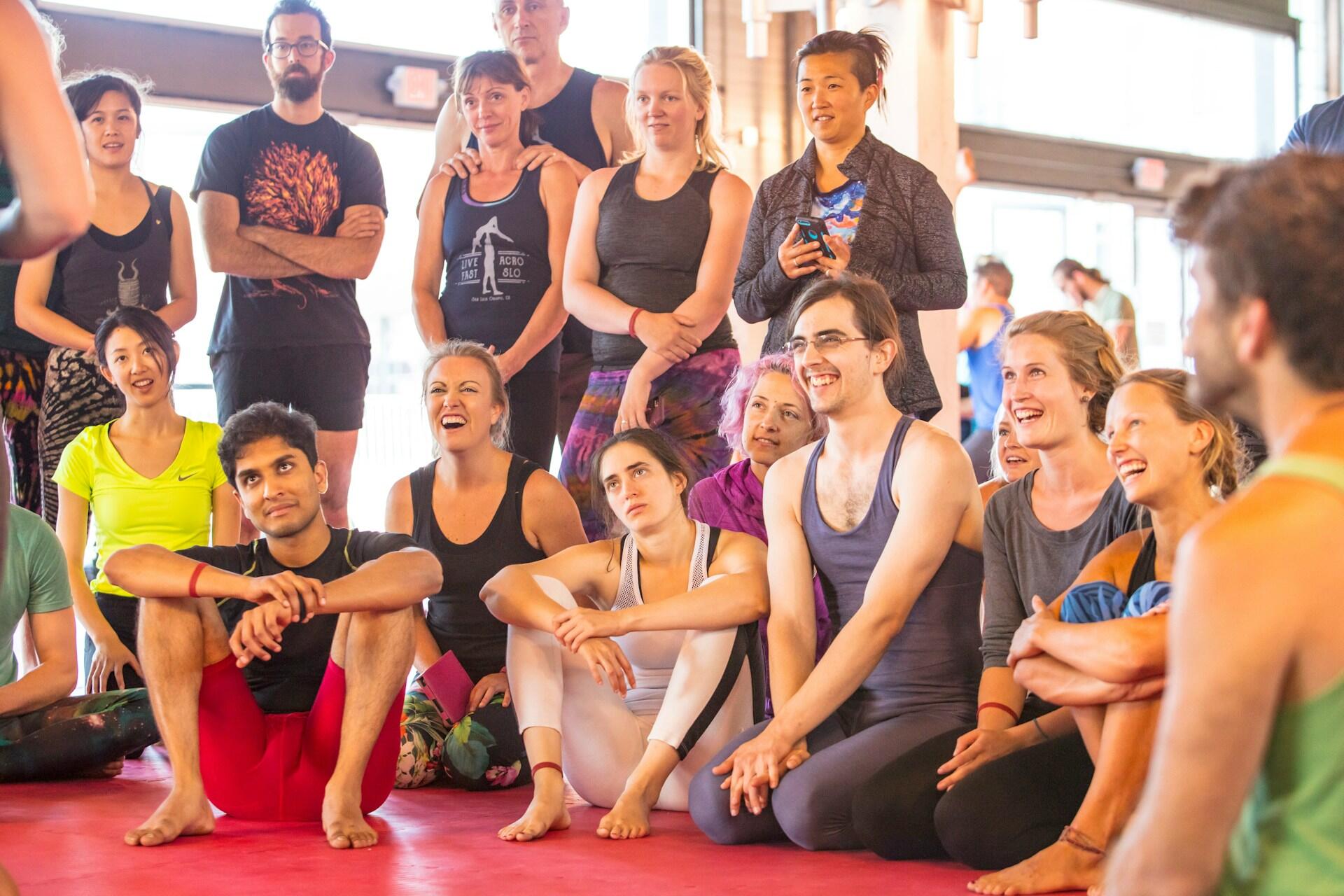 akroyoga hold