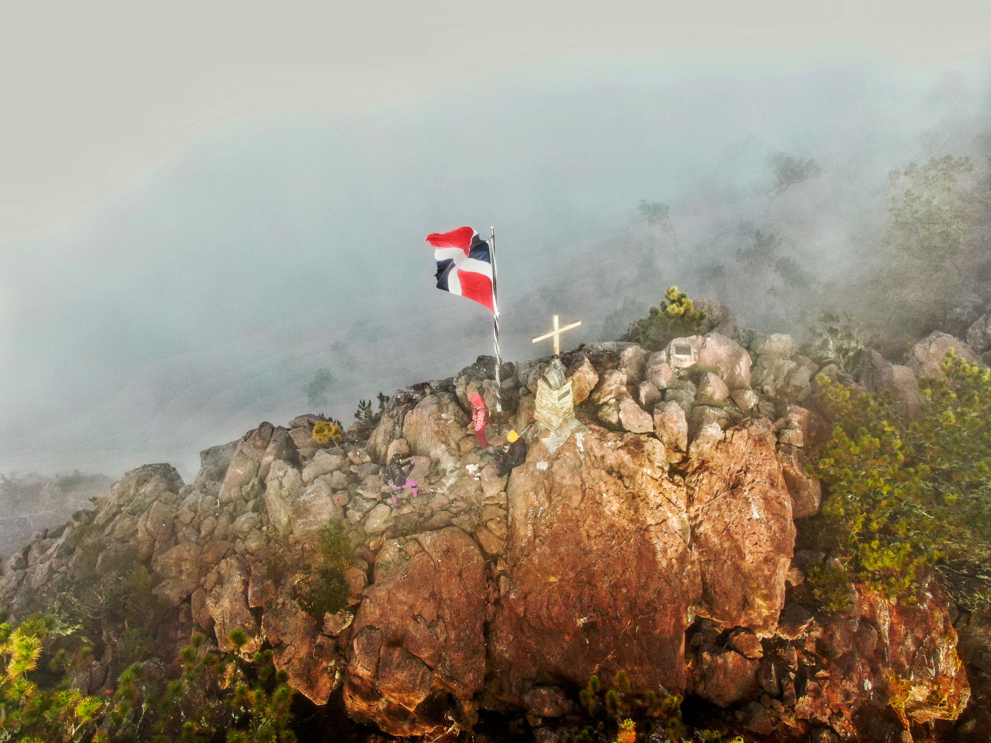 Foto de la cima del Pico Duarte en la República Dominicana.