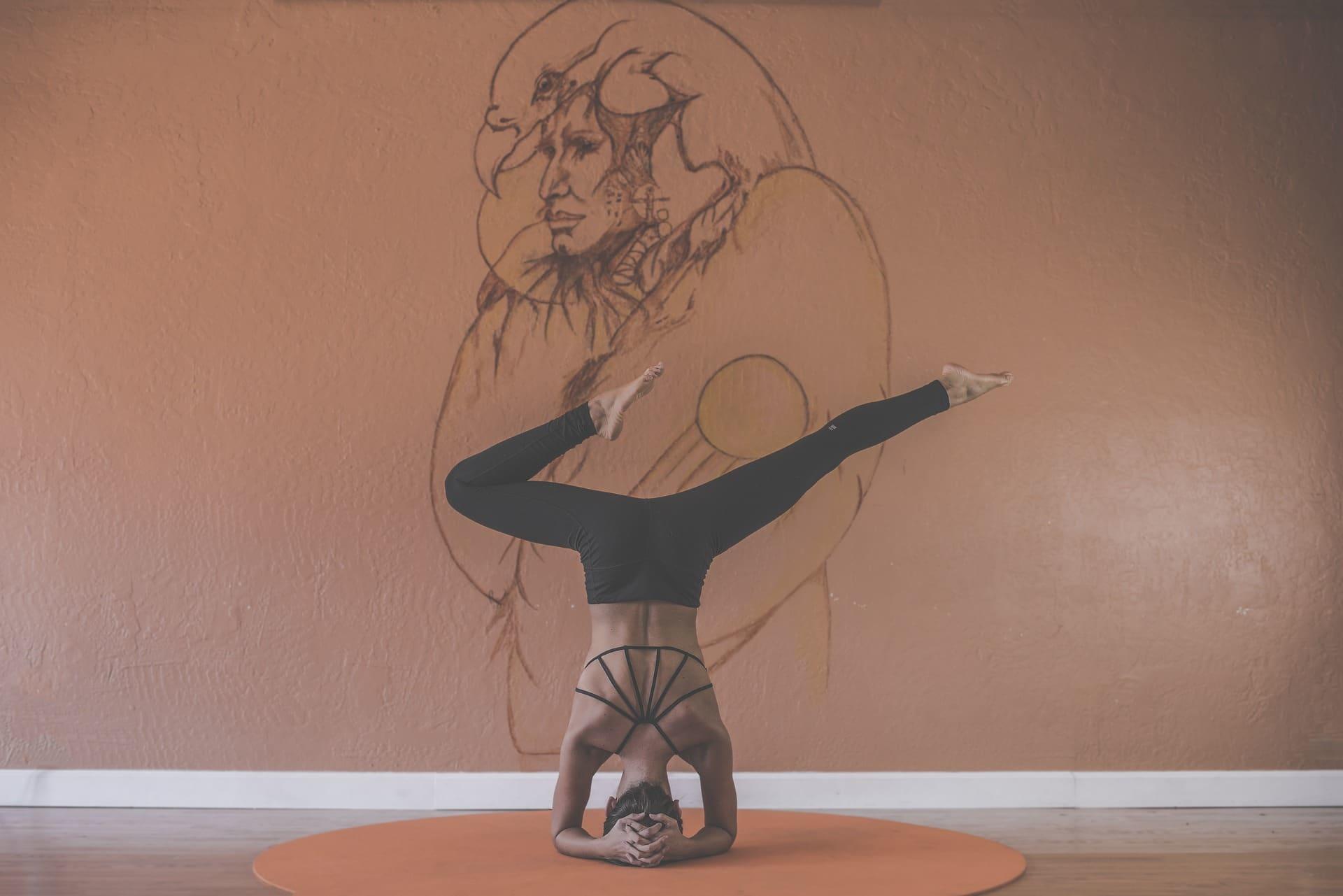 Yoga stärkt Deine Flexibilität und Konzentration. (Quelle: Pixabay)