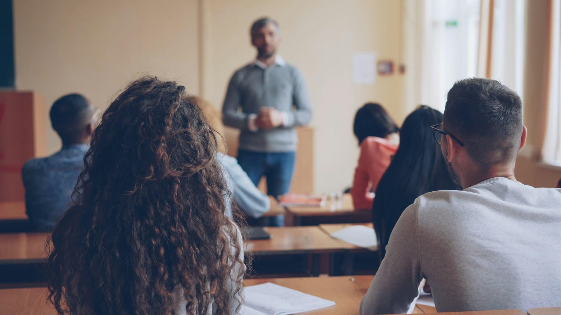 Ein Klassenzimmer