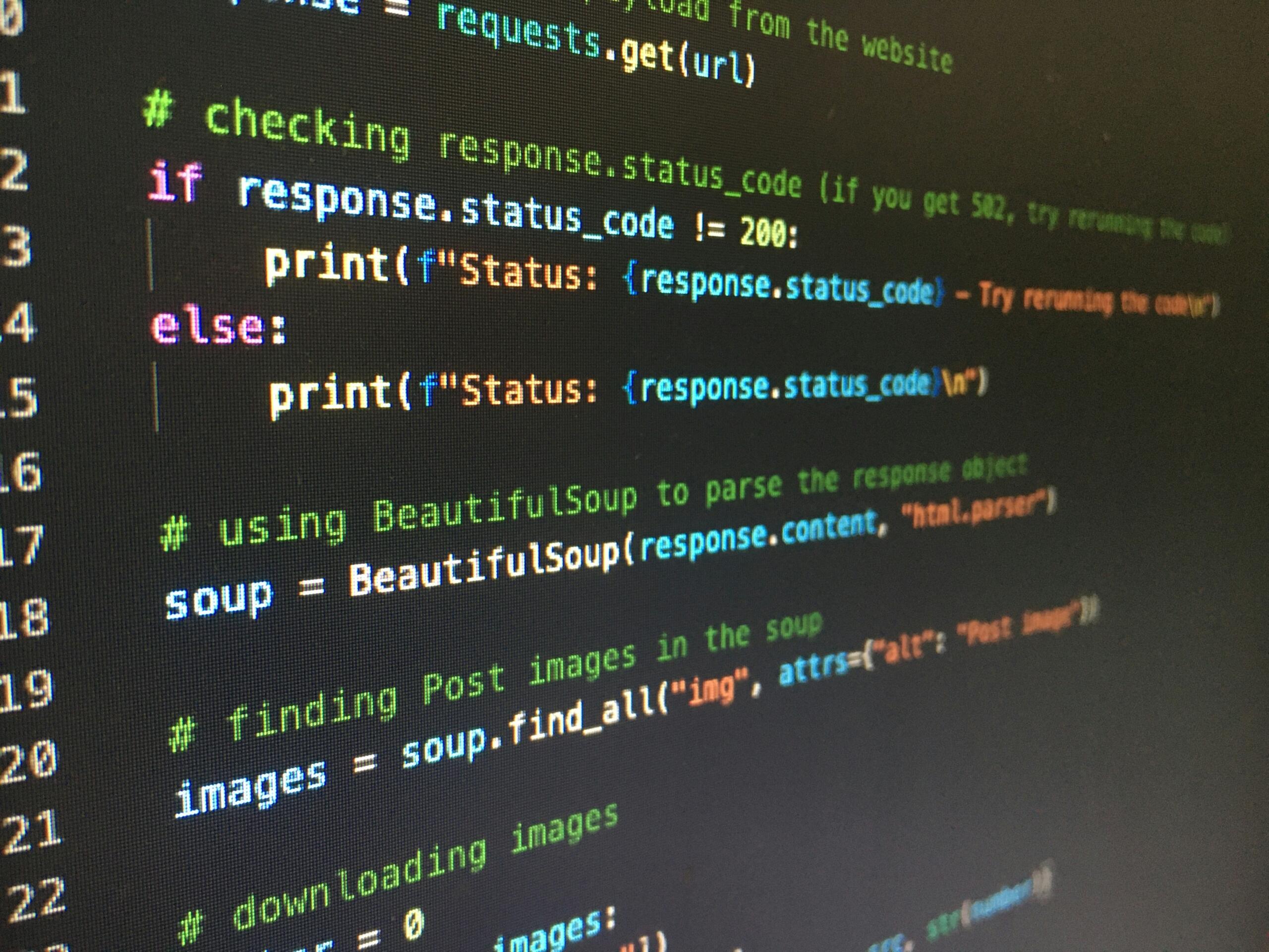 lähivõte arvutiekraanist, kus kuvatakse Python-kood veebilehe sisu töötlemiseks