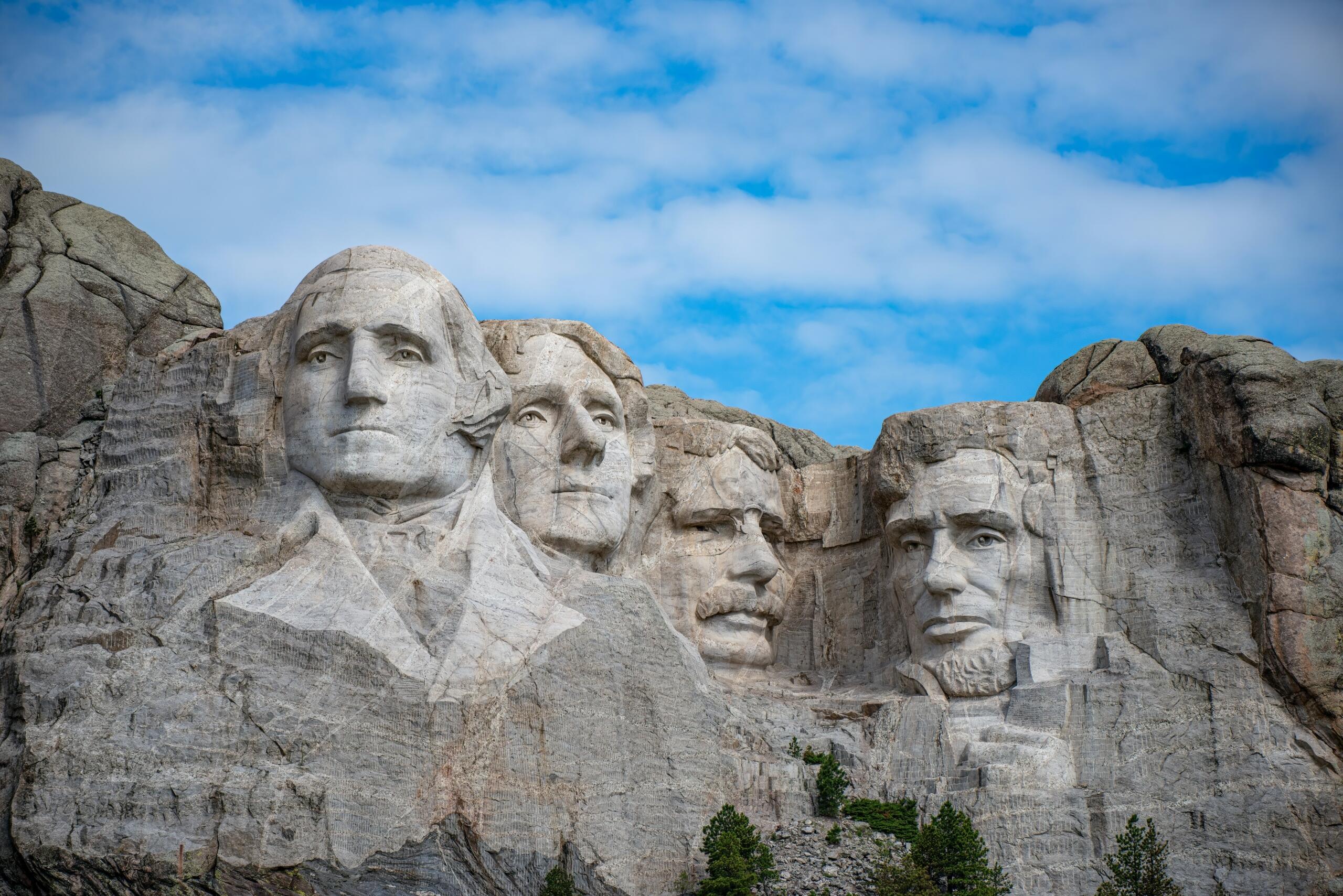 Mount Rushmore’i monument Lõuna-Dakotas, kus on kujutatud USA presidentide George Washingtoni, Thomas Jeffersoni, Theodore Roosevelti ja Abraham Lincolni näod