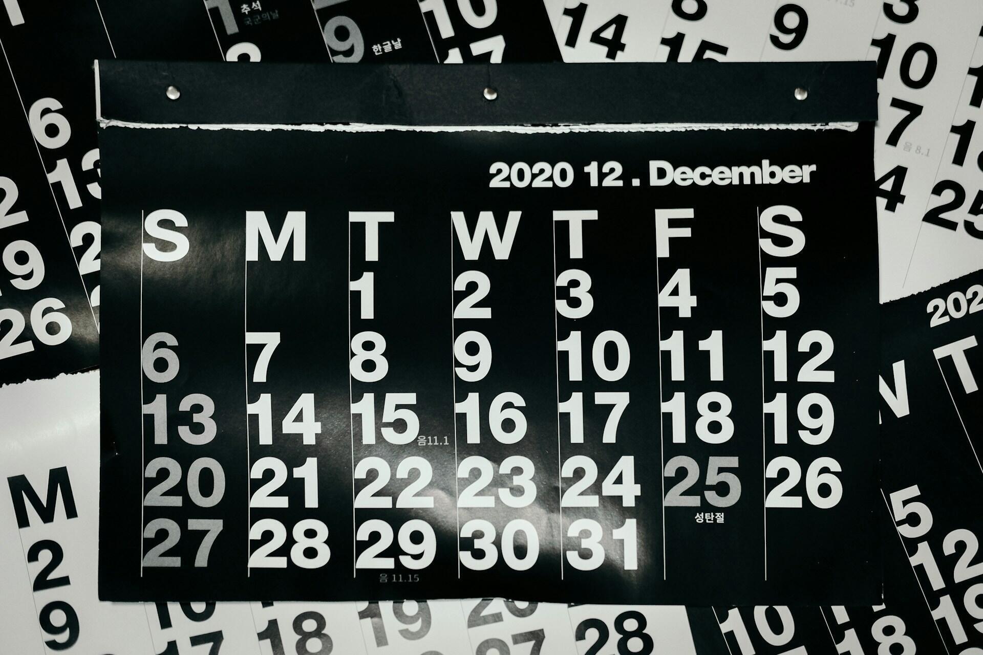 Kalender, mis näitab nädalapäevi