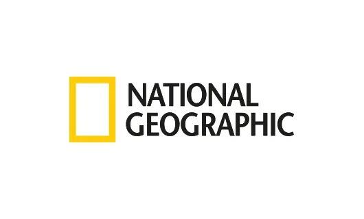 Un logotipo que muestra un marco rectangular amarillo a la izquierda y el texto «National Geographic» en letras negras y negritas sobre fondo blanco. Sencillo e icónico.