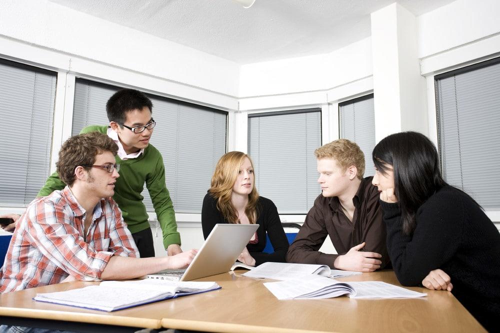 Trabajar con un grupo de estudio.