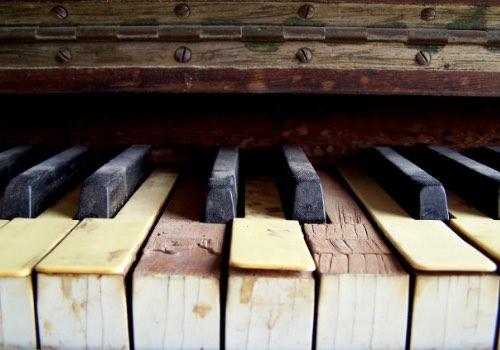 Elegir el teclado del piano. 