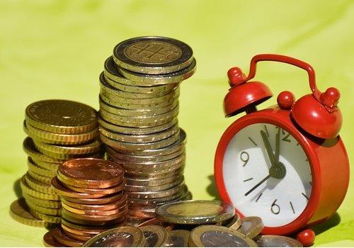 Diferencias salariales entre el sector público y el privado.