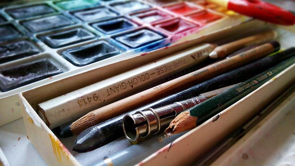 ¿Cuáles son los utensilios que utilizan los dibujantes?