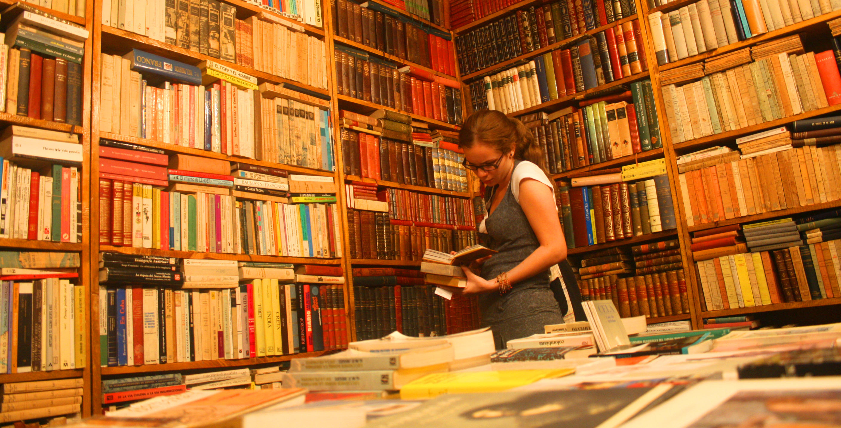 recibe clases de apoyo para preparar un examen