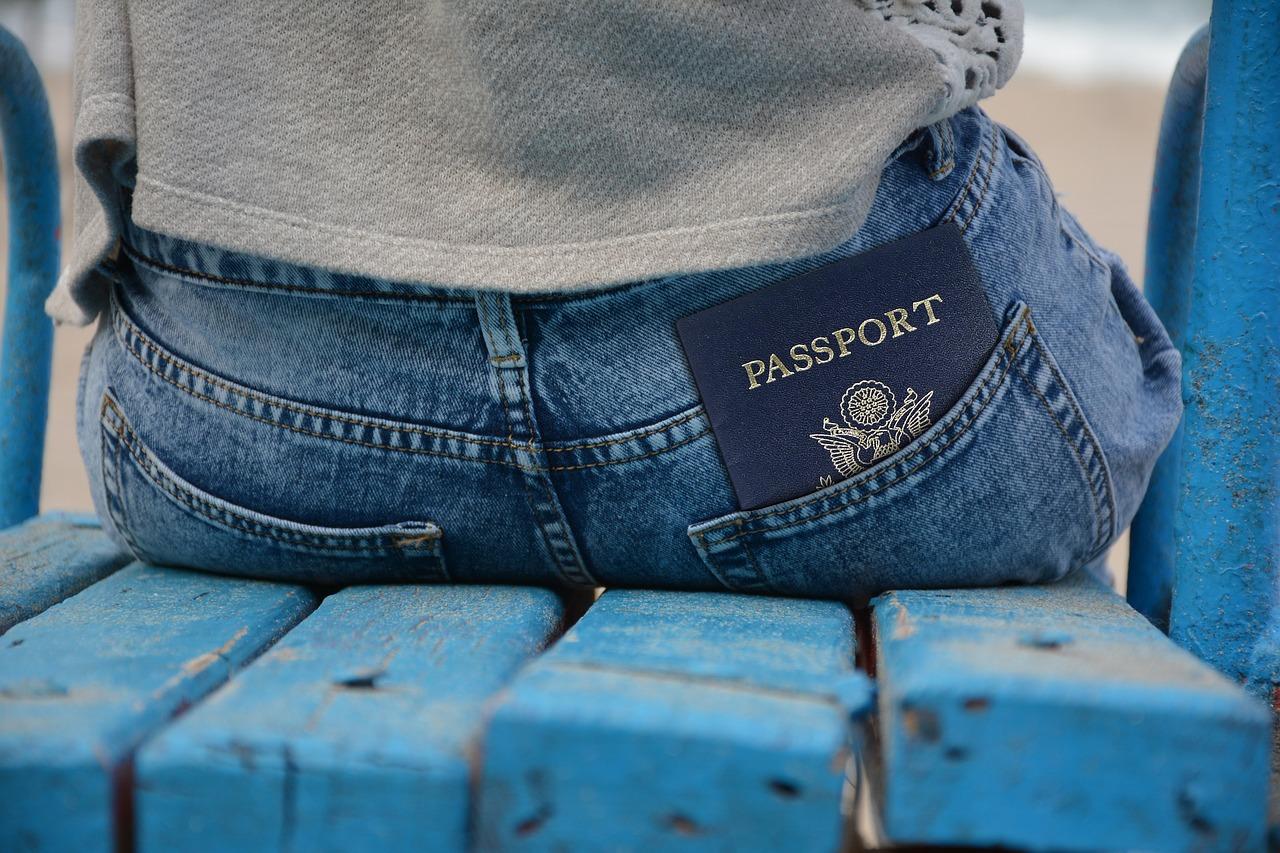 Para solicitar el visado puede que tengas que entregar tu pasaporte.