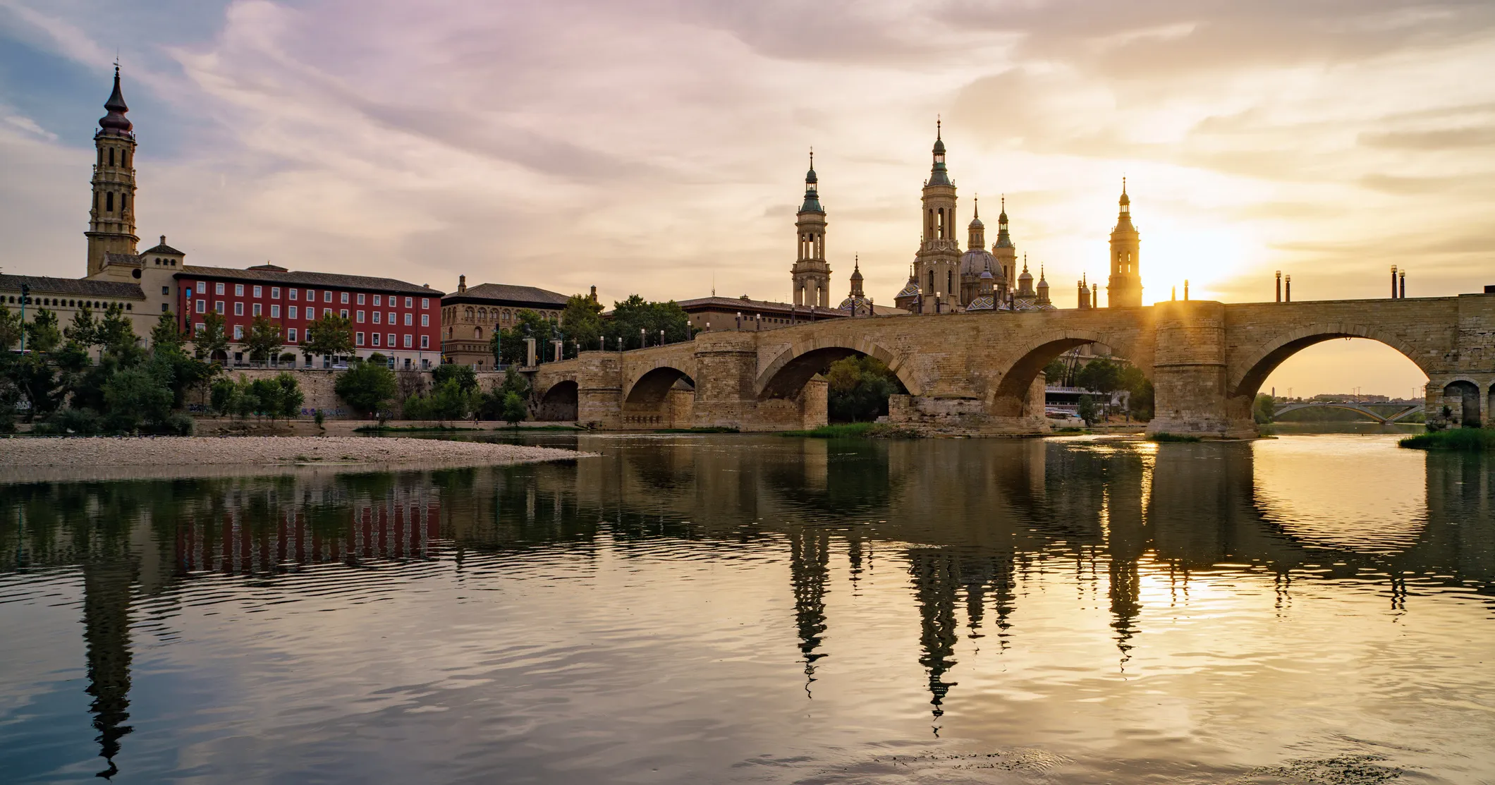Vistas de la ciudad de Zaragoza.