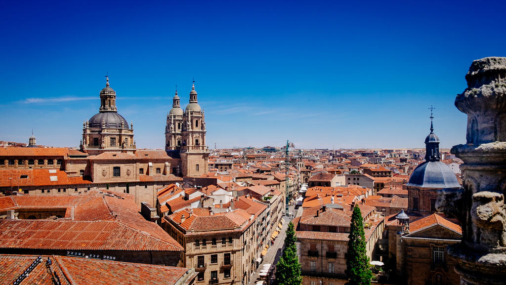 Estudia español en una ciudad preciosa como Salamanca.