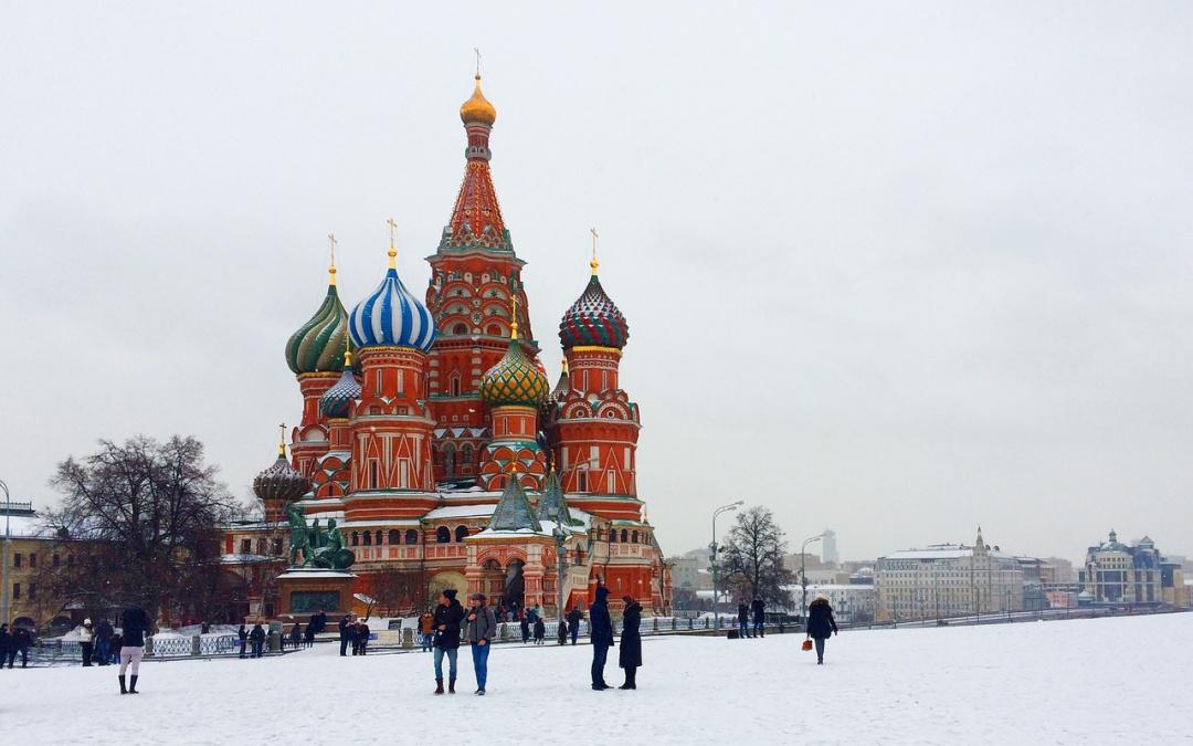 Viajar a Rusia para aprender más rápido.