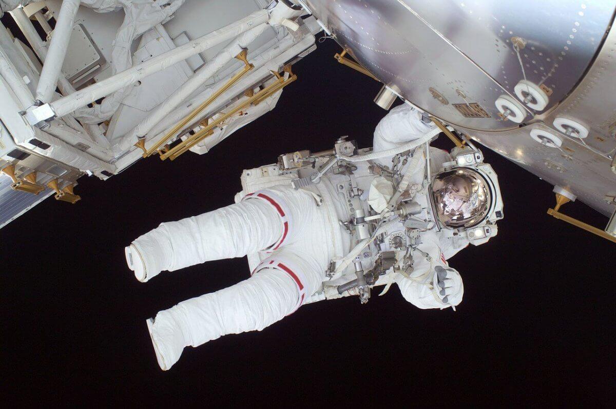 Los japoneses también sueñan con llegar a la luna.