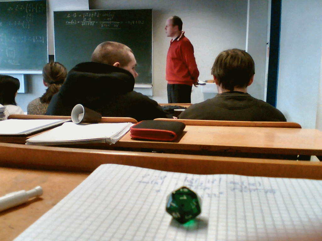 Los profesores son muy buenos aquí y en Japón.