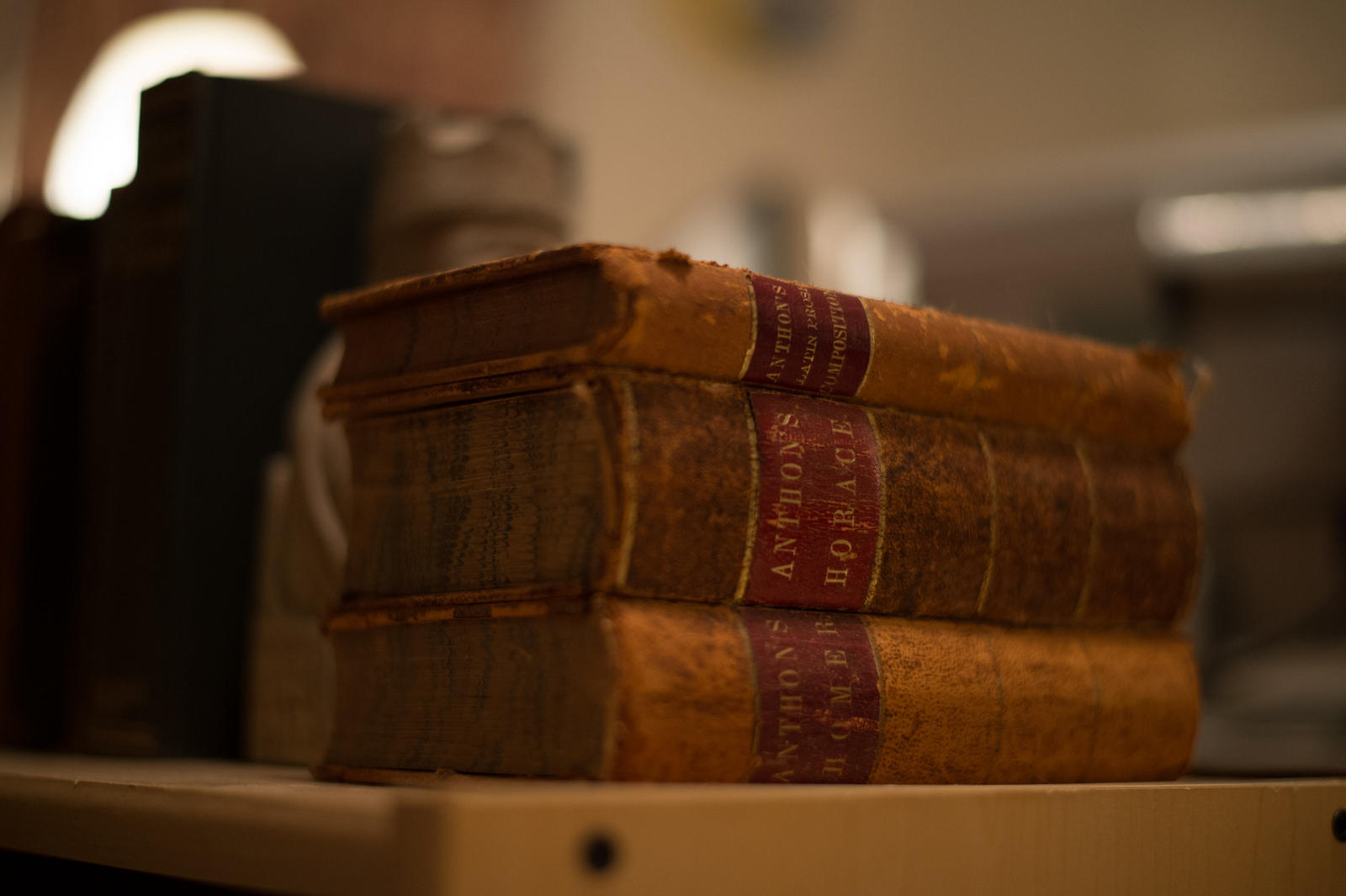 Manuales y diccionarios para aprender latín