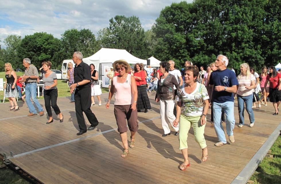 Baile estadounidense para todos los públicos.