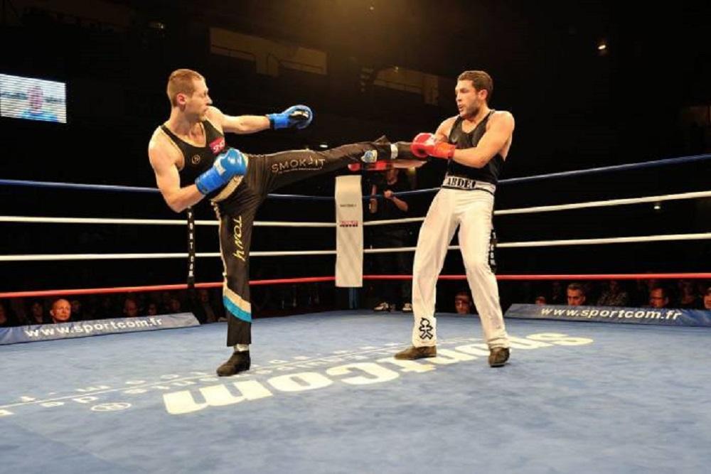 Patadas y puñetazos del savate