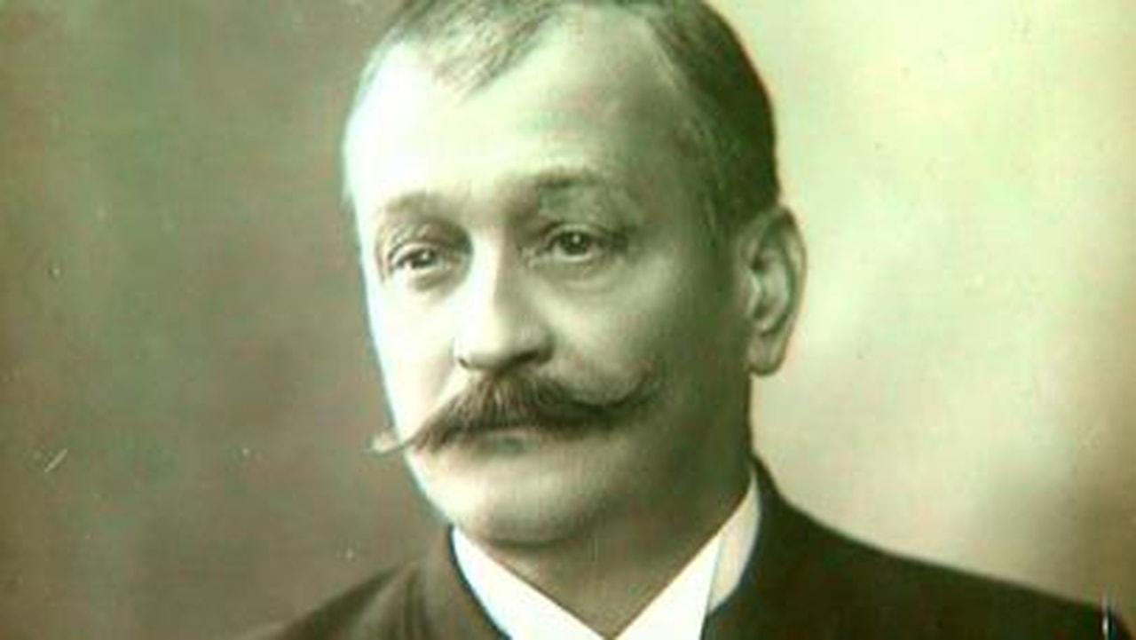 Este escritor francés acabó cansado de escuchar la música del piano.