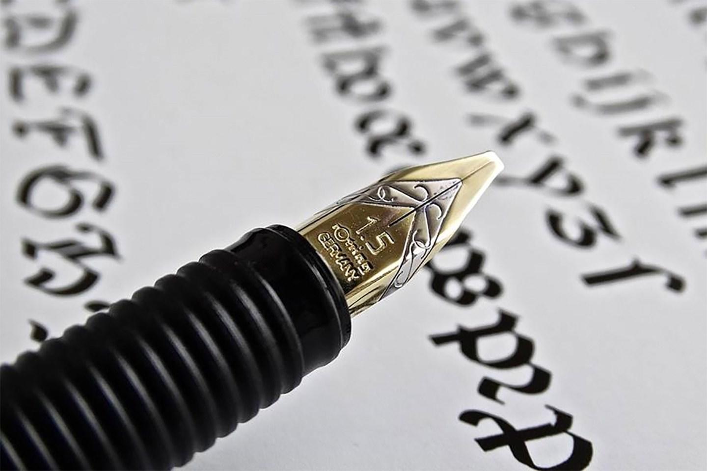 Caligrafía latina