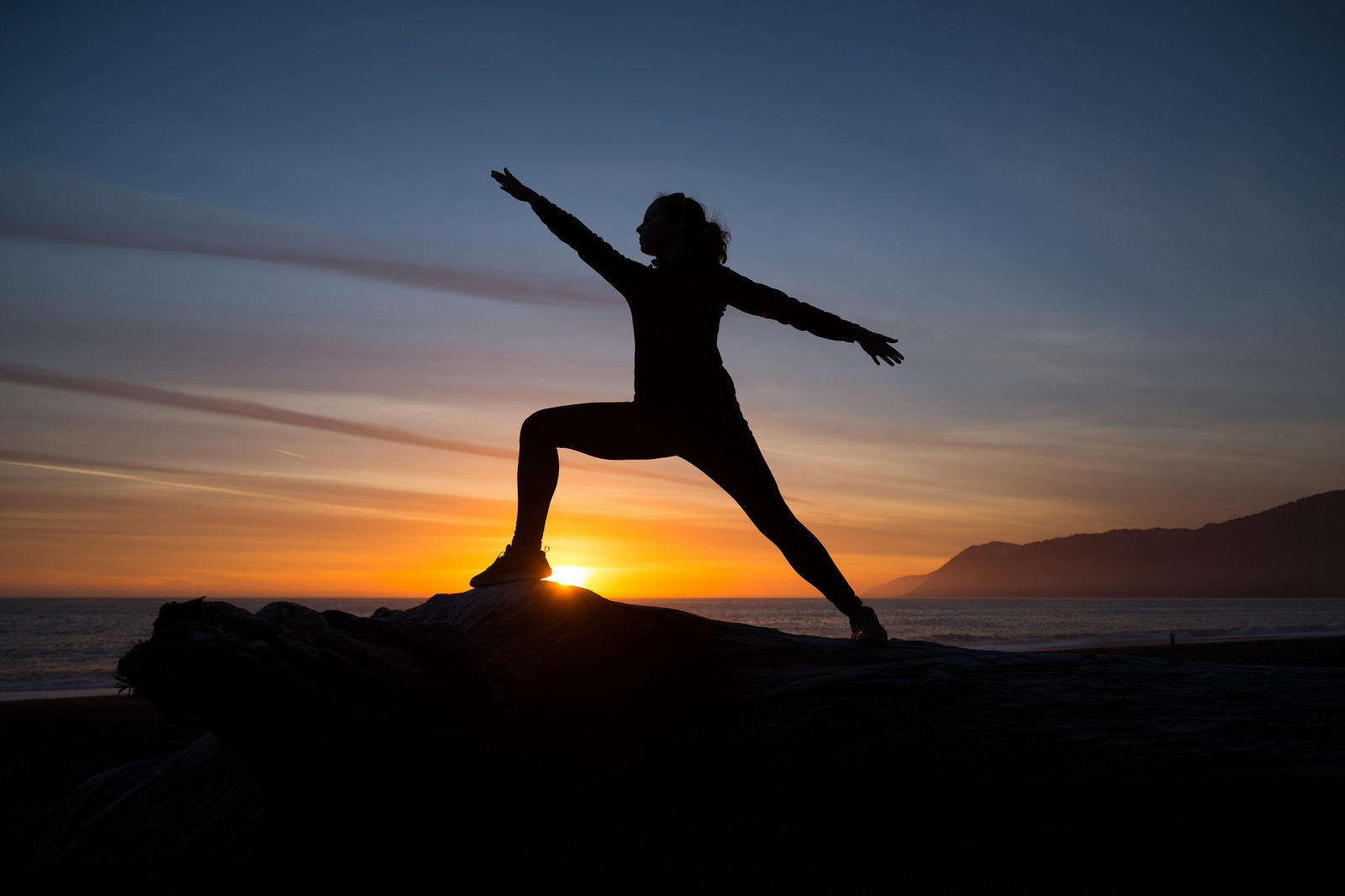 Los estiramientos son fundamentales en la práctica del yoga