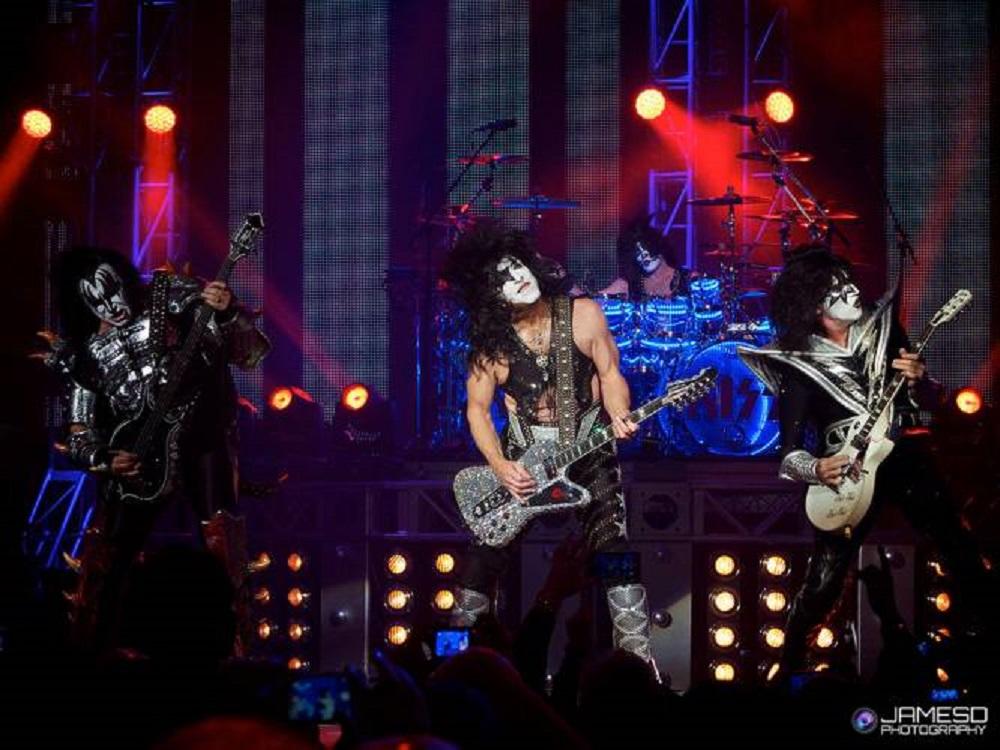 Diferencia metal y hard rock
