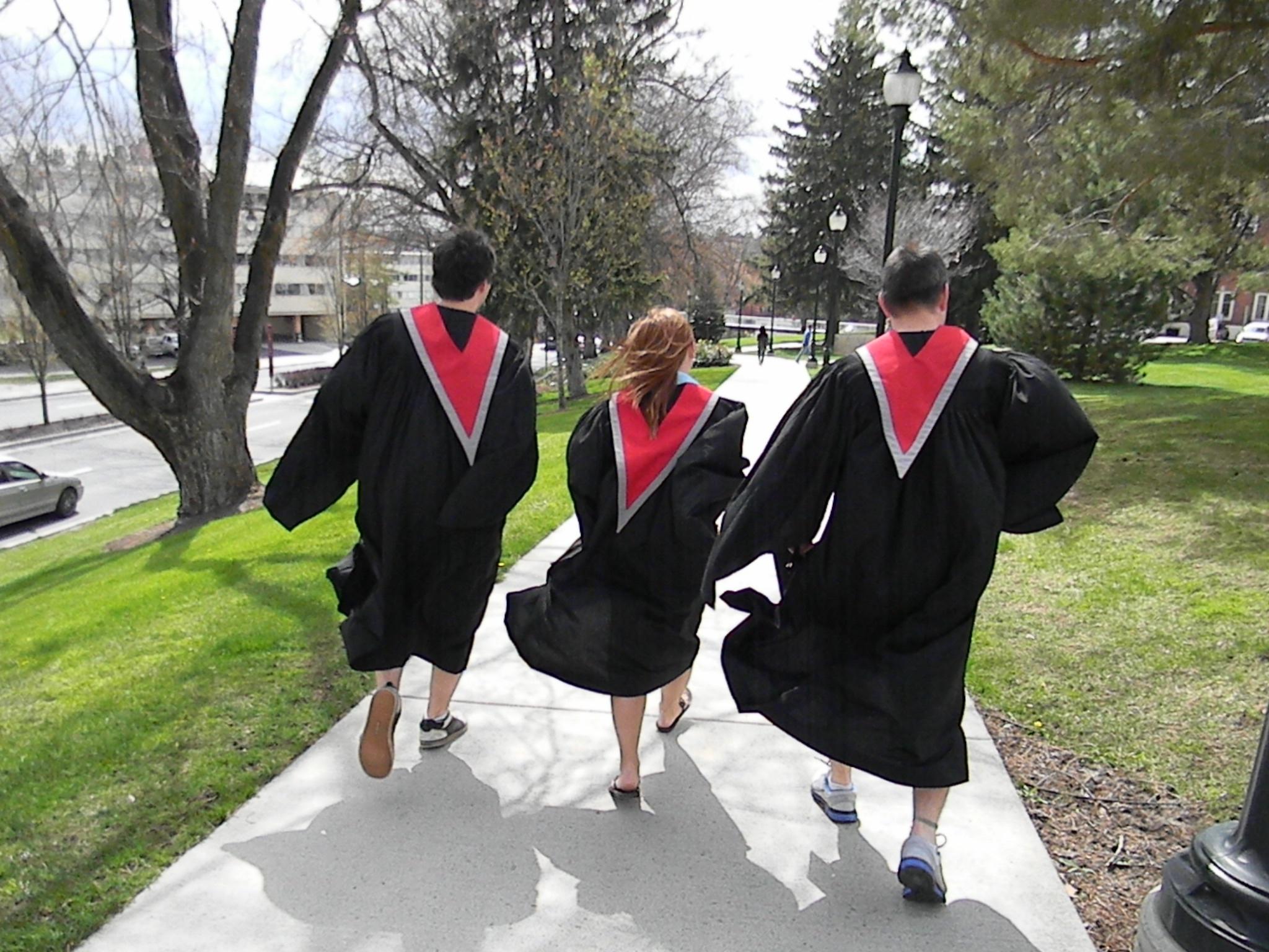 Formación universitaria para dar clases.