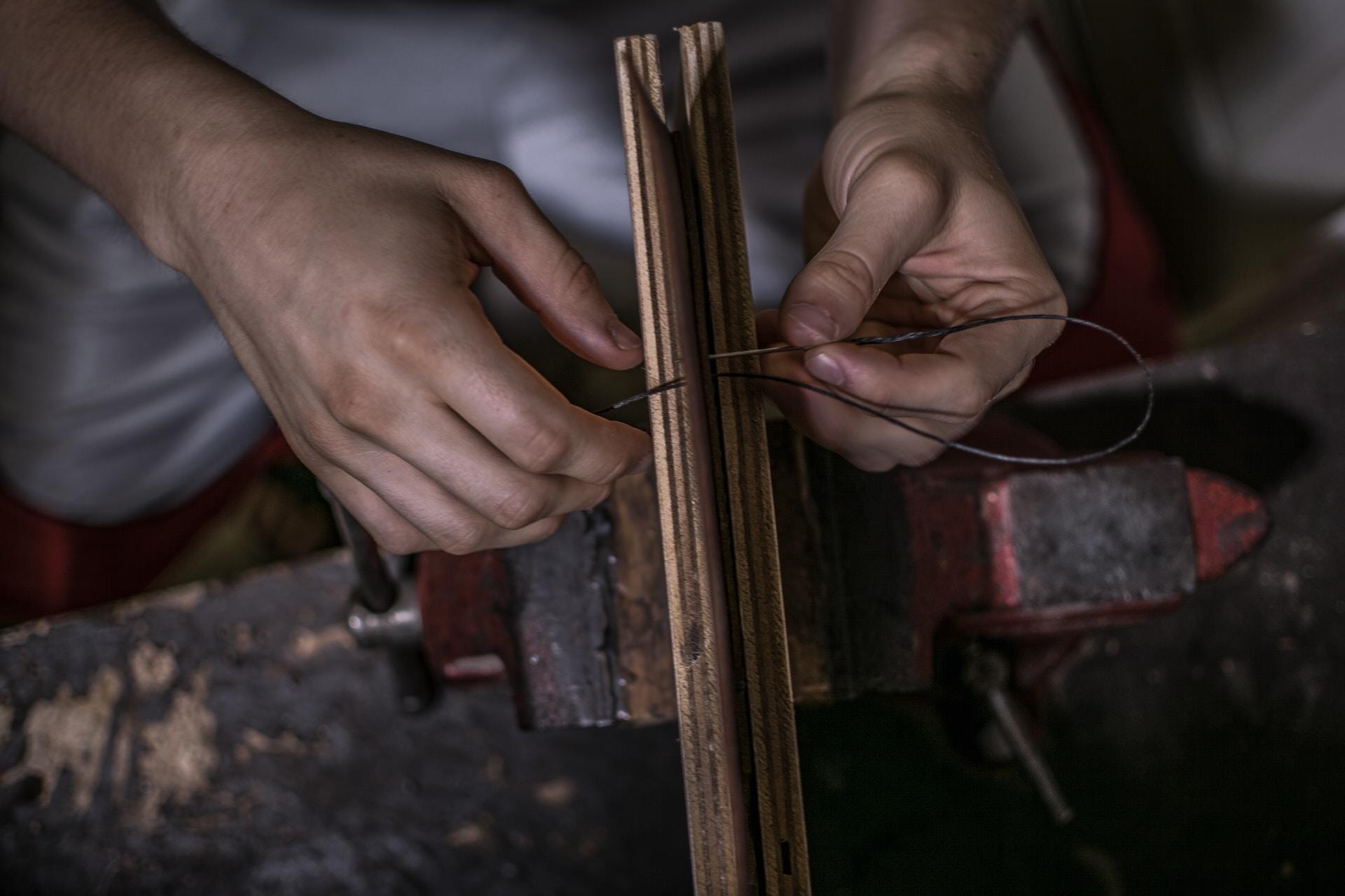 Aprender a coser cuero con profesores