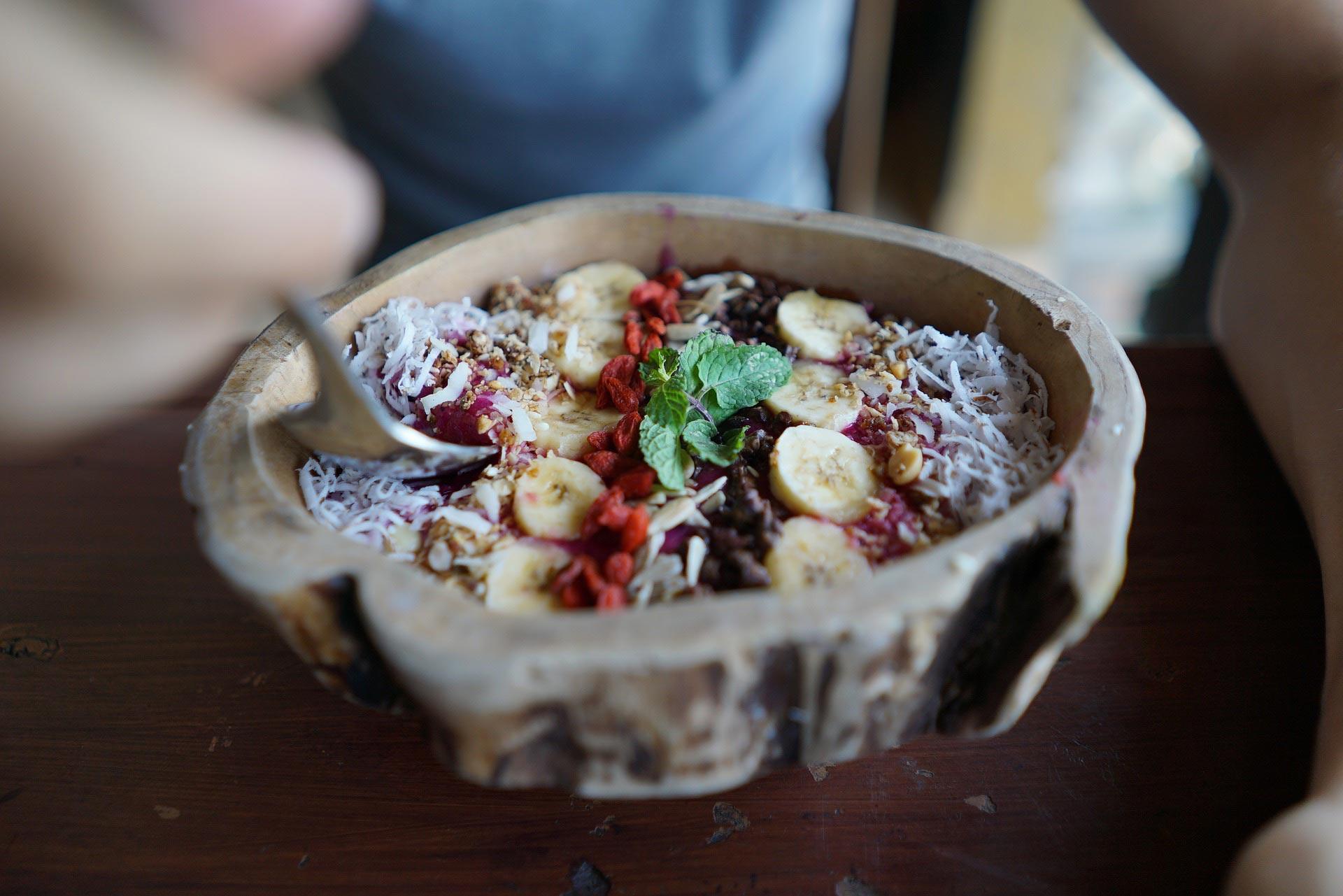 Alimentarse bien para el yoga.