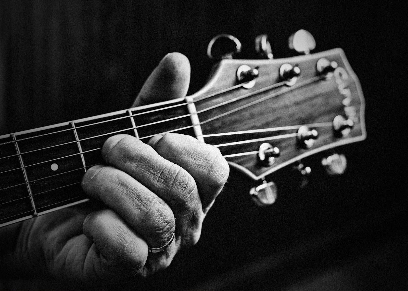 Aprende a tocar semicorcheas en la guitarra.