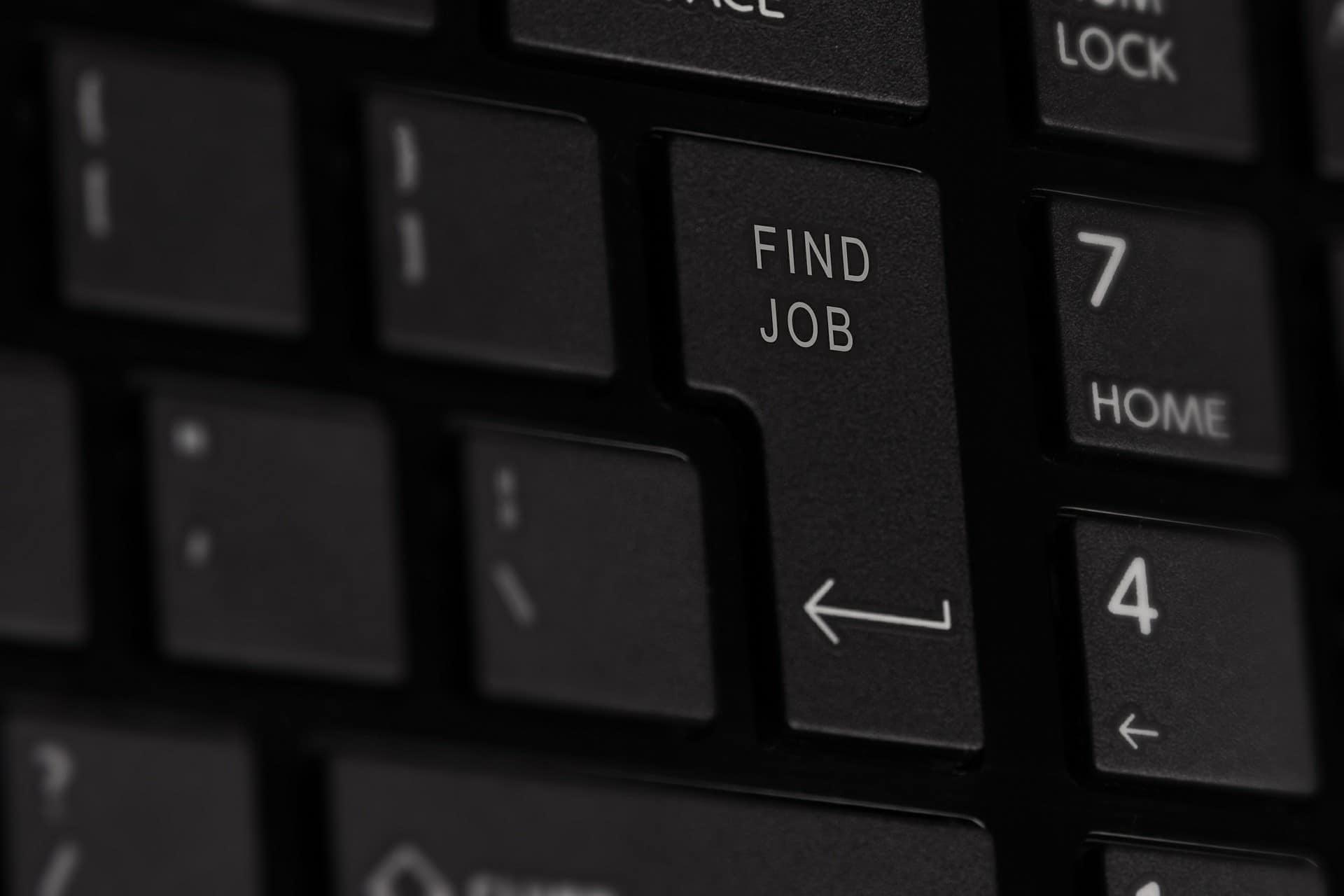 Cómo destacar tu perfil en LinkedIn como empresa
