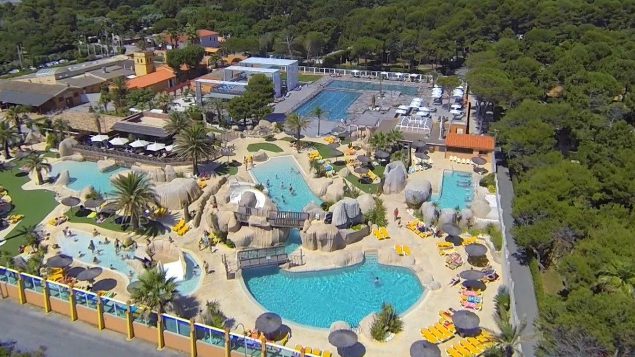 Alojamiento con autocaravana o tienda en Francia