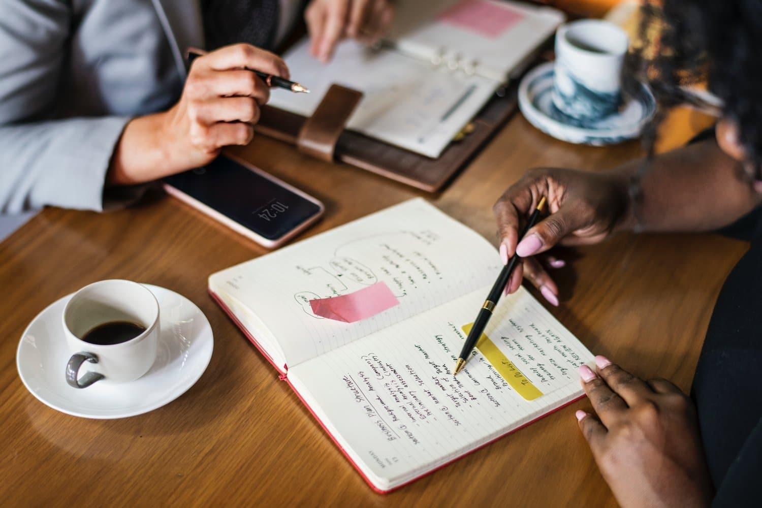 Recopilar datos de las prácticas de empresa