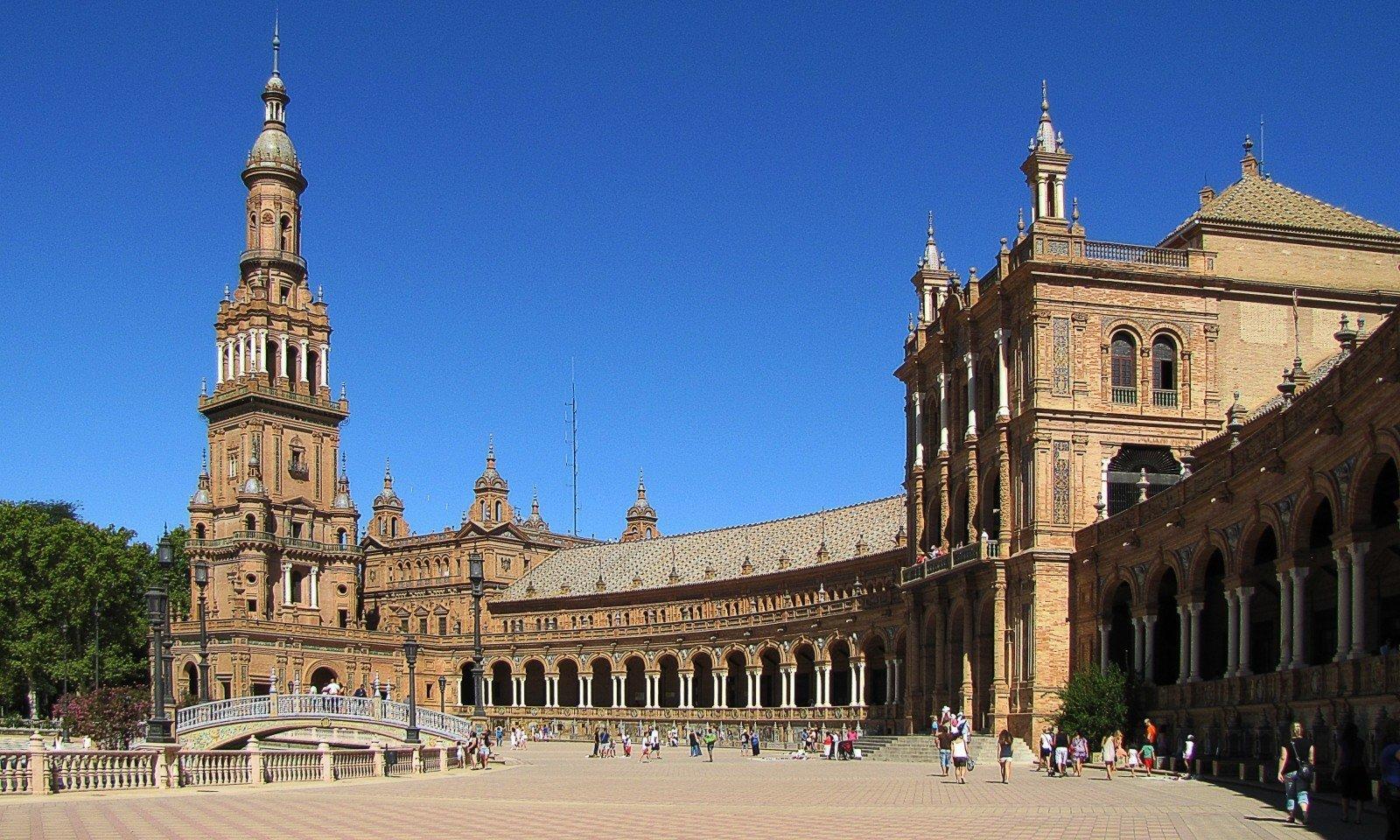 El aprendizaje del latín en la ciudad sevillana.