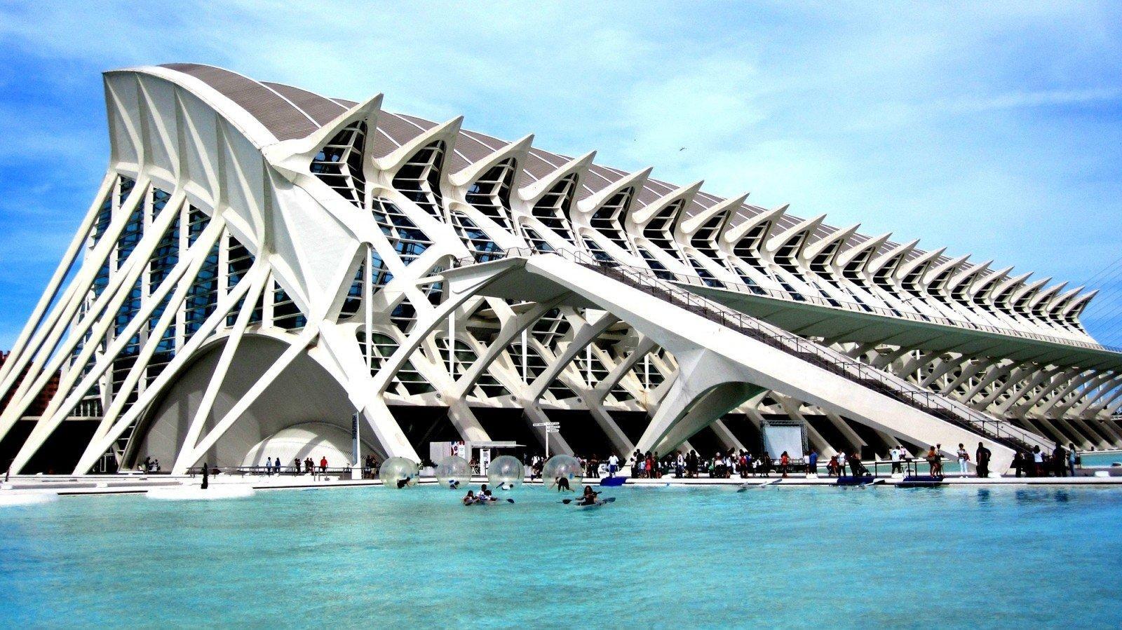 Valencia y latín
