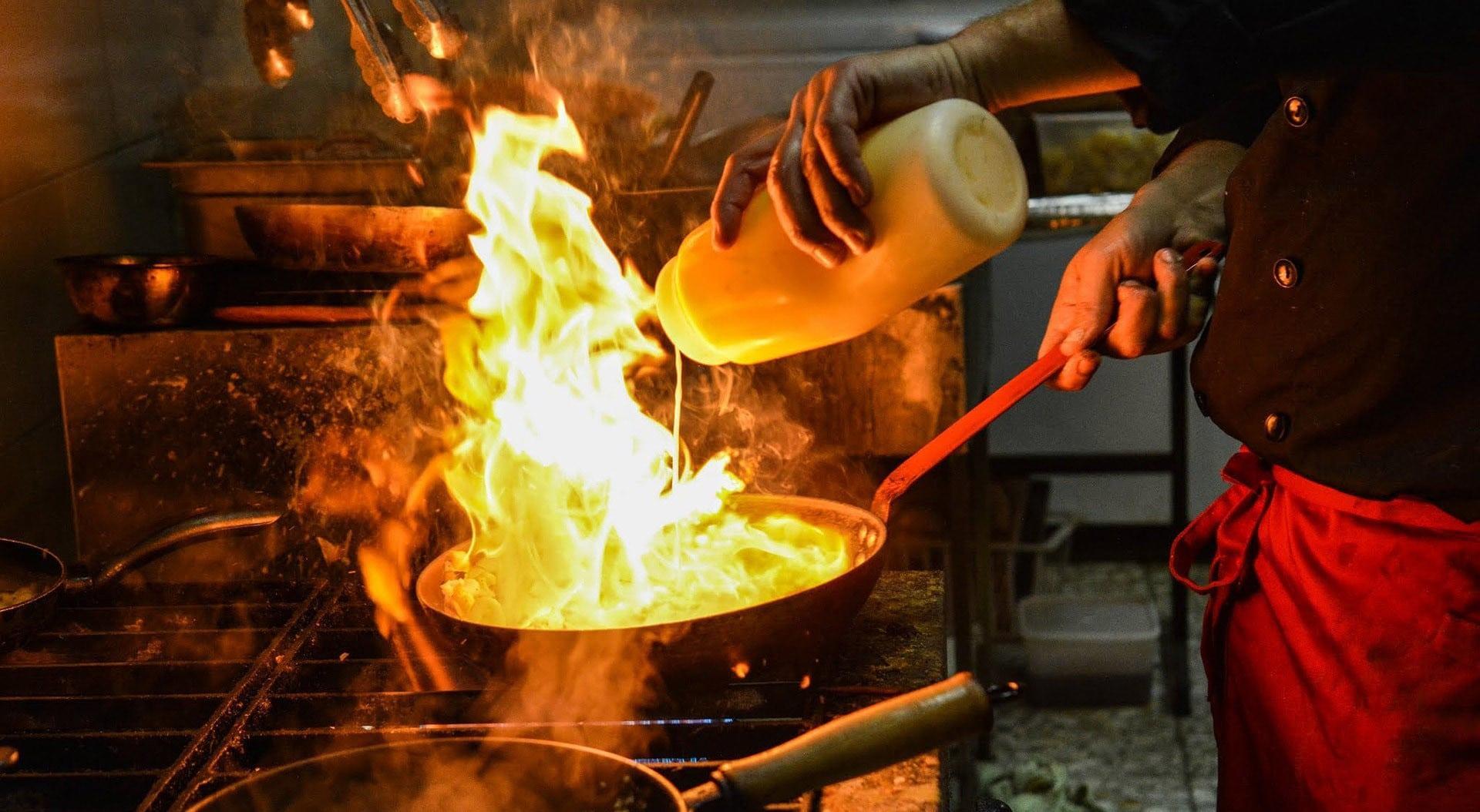 Cómo trabajar como cocinero