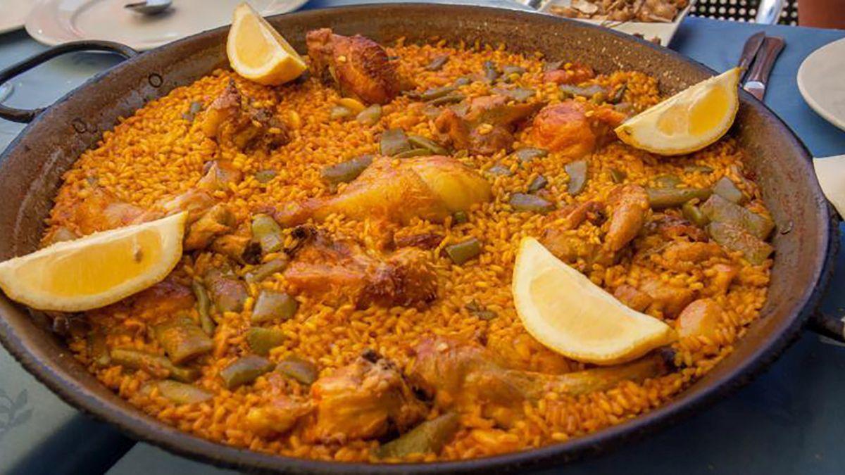 Típica paella valenciana.