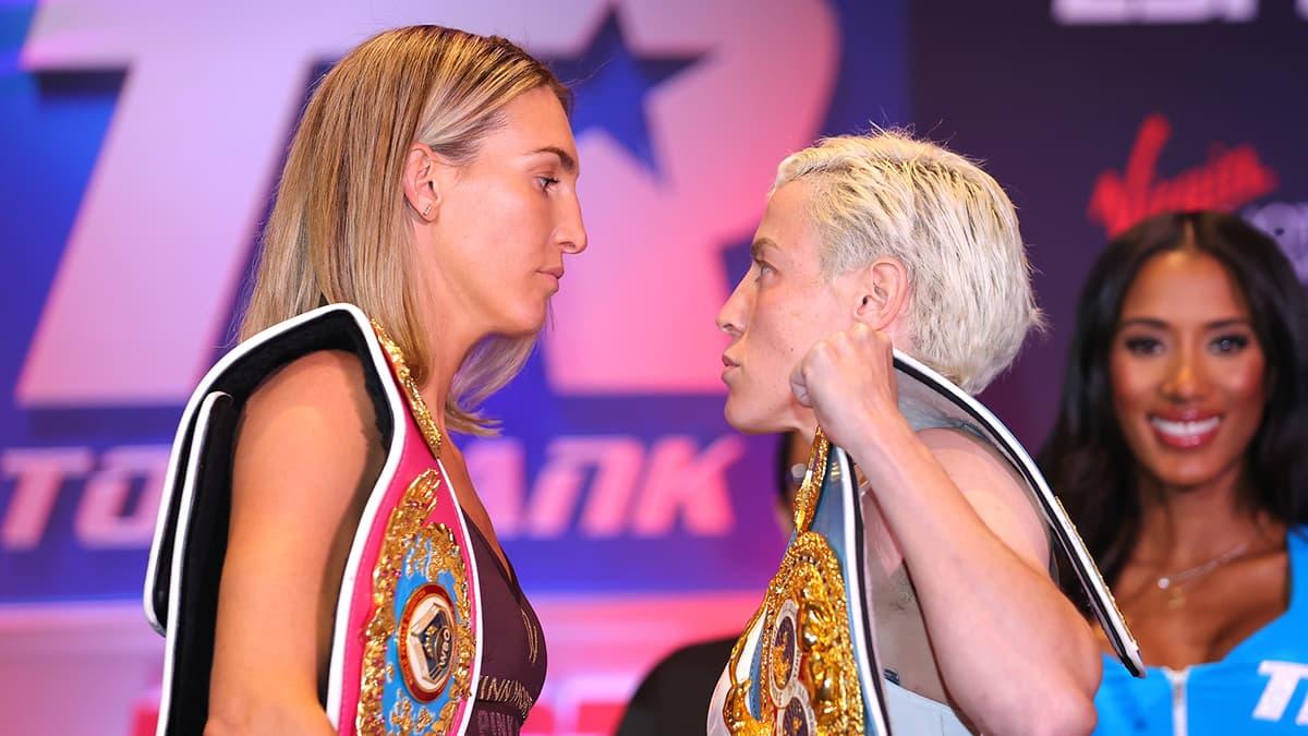 Dos boxeadoras encarándose